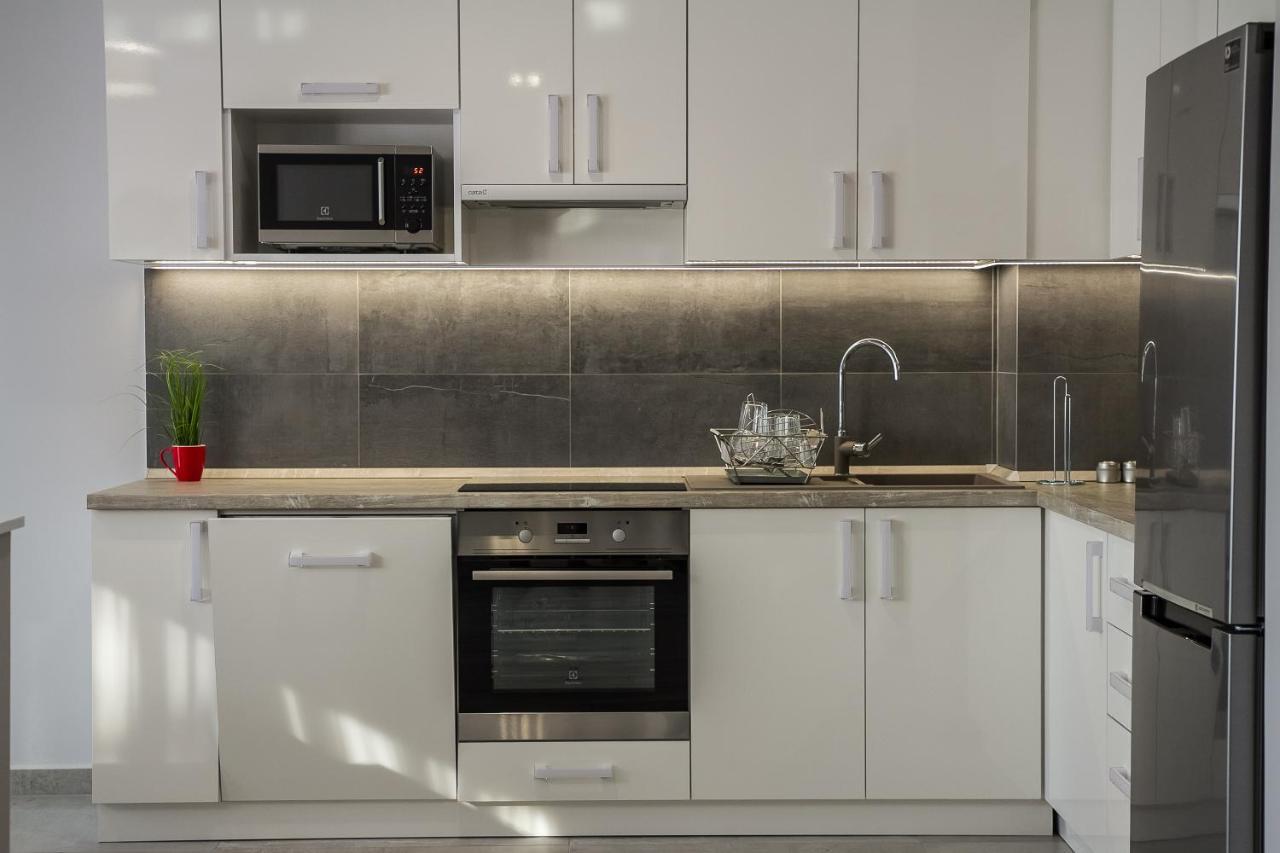 Grey Suites Pécs Zewnętrze zdjęcie