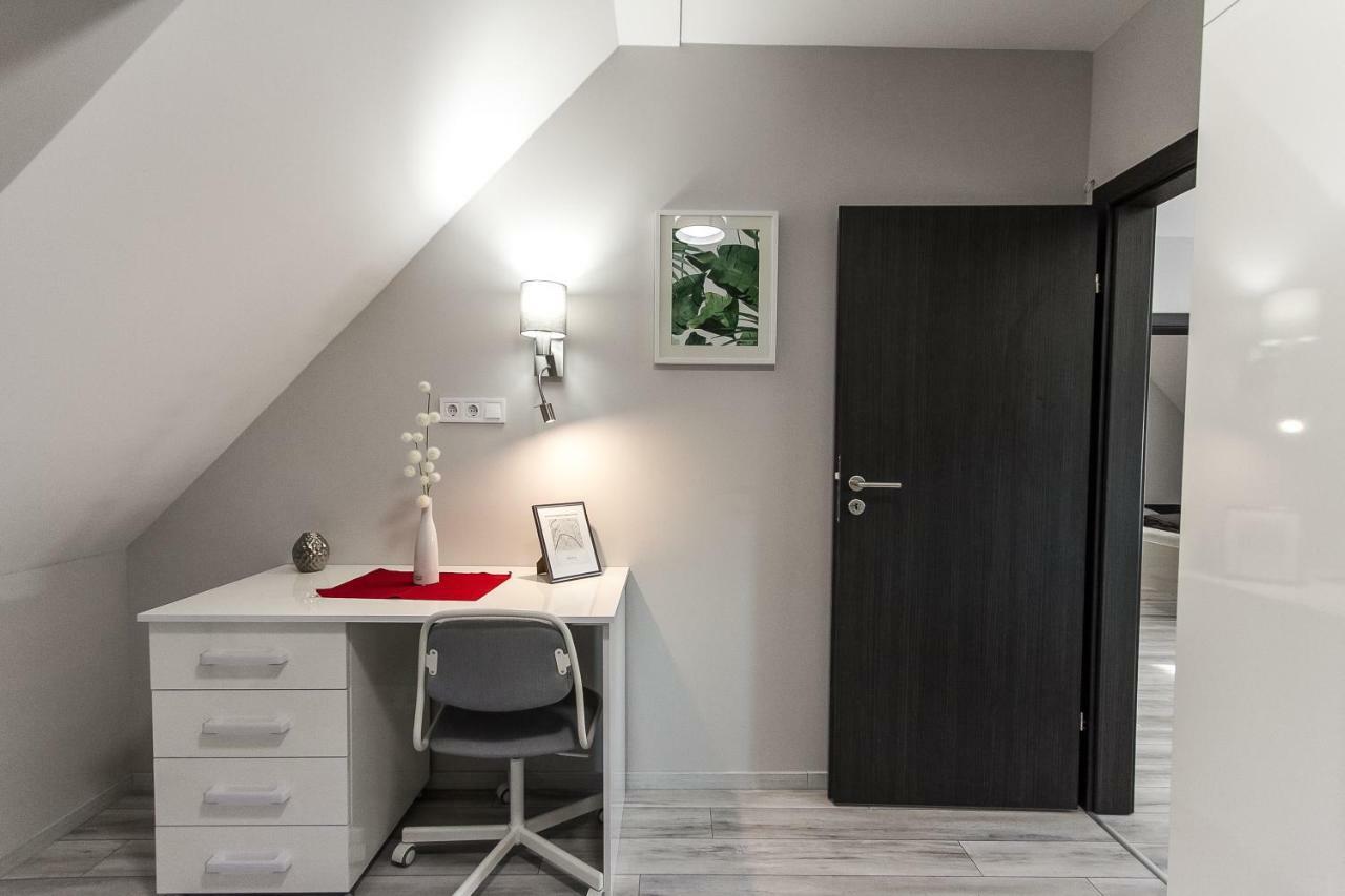 Grey Suites Pécs Zewnętrze zdjęcie