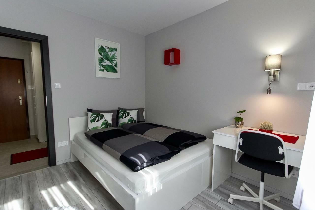 Grey Suites Pécs Zewnętrze zdjęcie