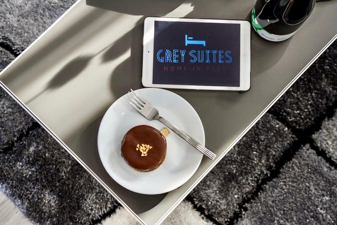 Grey Suites Pécs Zewnętrze zdjęcie