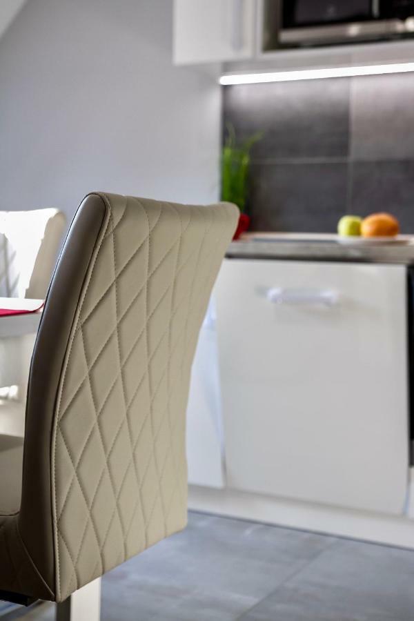Grey Suites Pécs Zewnętrze zdjęcie