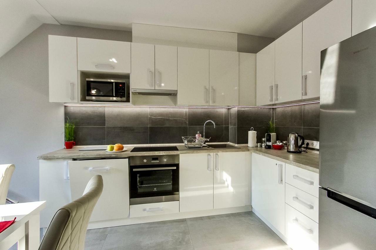 Grey Suites Pécs Zewnętrze zdjęcie